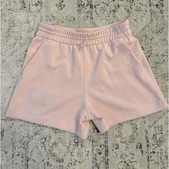 Lululemon softstreme short - Picture 2 of 7